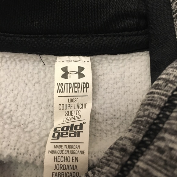 Under Armour Cold Gear Hoodie; Sz XS - Picture 8 of 8